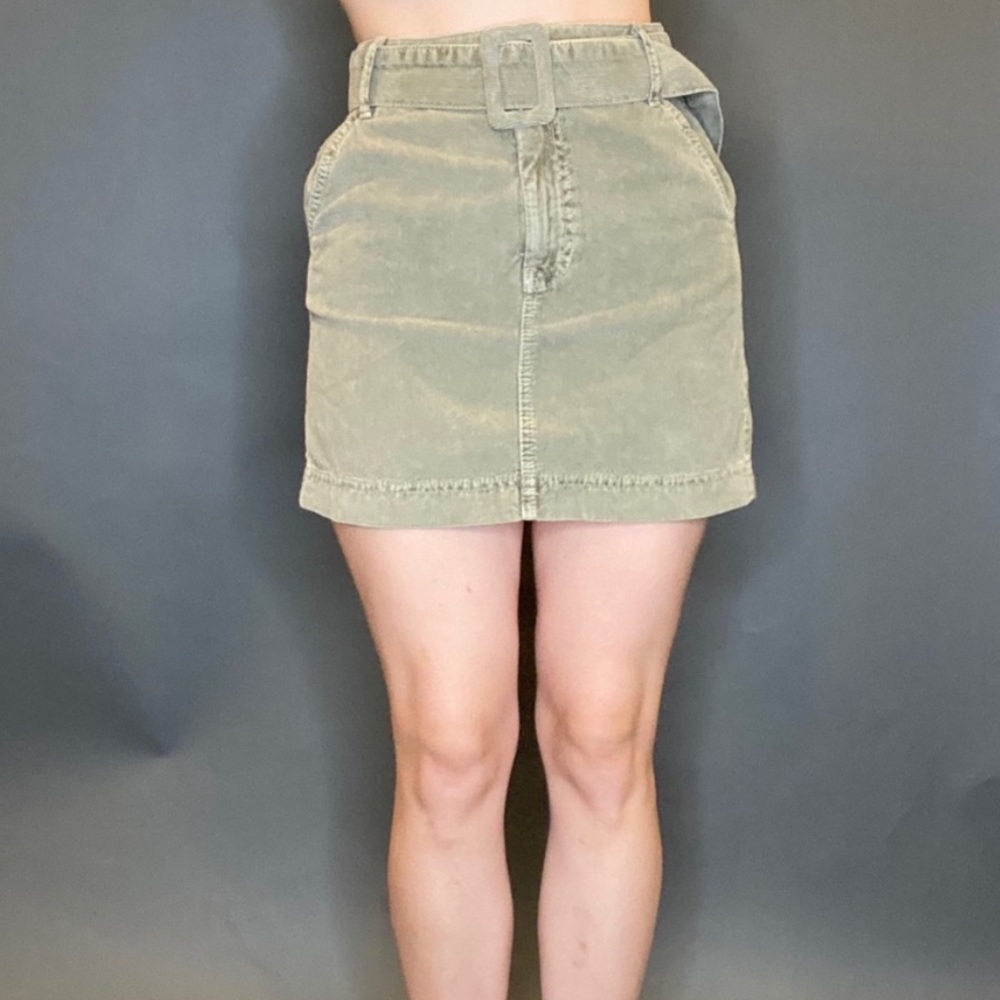 Corduroy olive green mini skirt with belt - Picture 2 of 7